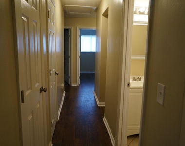 1208 Seabrook Road - Photo Thumbnail 7