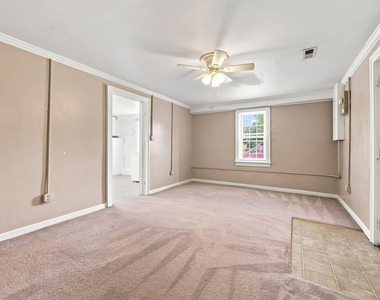 101 E Woodall Street - Photo Thumbnail 22
