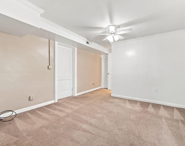 101 E Woodall Street - Photo Thumbnail 16
