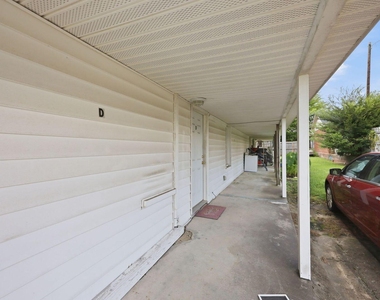 101 E Woodall Street - Photo Thumbnail 23