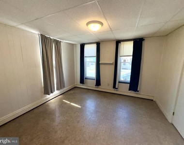 266 S 5th Street - Photo Thumbnail 2