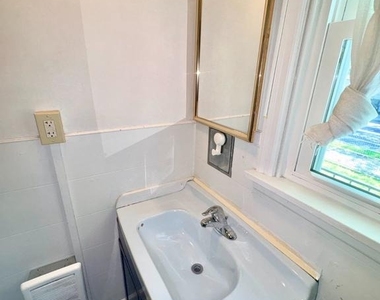 266 S 5th Street - Photo Thumbnail 6