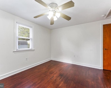2910 Naamans Creek Road - Photo Thumbnail 6