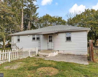 2910 Naamans Creek Road - Photo Thumbnail 1