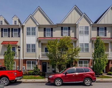 23 Central Avenue - Photo Thumbnail 1