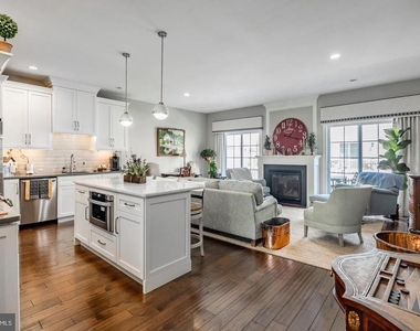 23 Central Avenue - Photo Thumbnail 11