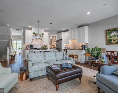 23 Central Avenue - Photo Thumbnail 14