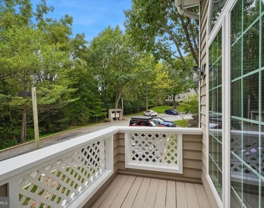 47 Cabot Drive - Photo Thumbnail 4