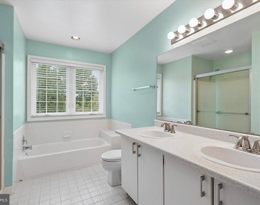 47 Cabot Drive - Photo Thumbnail 9