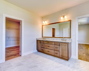 4 Tradesville Drive - Photo Thumbnail 11