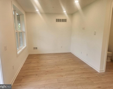 120 Brianna Court - Photo Thumbnail 14