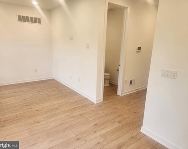 120 Brianna Court - Photo Thumbnail 13