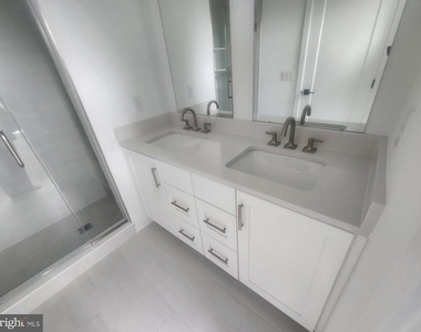 120 Brianna Court - Photo Thumbnail 17