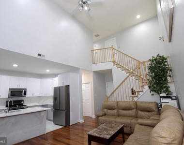 90 Marion Drive - Photo Thumbnail 6