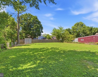 217 Nancy Lane - Photo Thumbnail 13