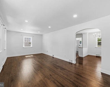 217 Nancy Lane - Photo Thumbnail 5