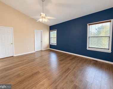 10 Colebrook Court - Photo Thumbnail 15