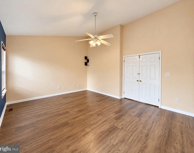 10 Colebrook Court - Photo Thumbnail 14