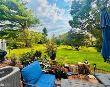 10 Colebrook Court - Photo Thumbnail 12