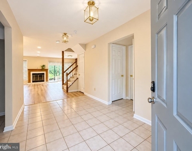 10 Colebrook Court - Photo Thumbnail 8