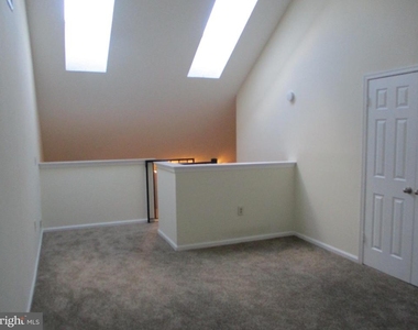 814 Eagles Chase Eagles Chase Drive - Photo Thumbnail 20