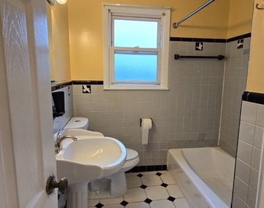 5319 Frosthoffer Avenue - Photo Thumbnail 1