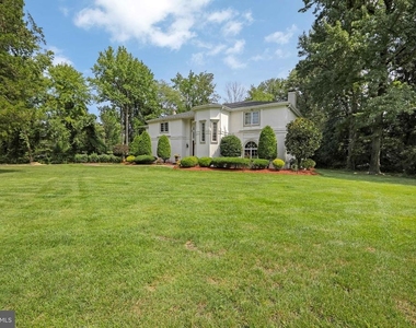 201 Munn Lane - Photo Thumbnail 2