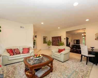 201 Munn Lane - Photo Thumbnail 9