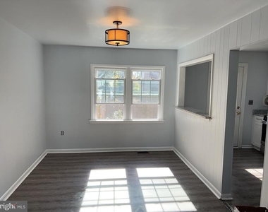 12914 Claxton Drive - Photo Thumbnail 3