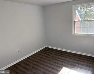 12914 Claxton Drive - Photo Thumbnail 12