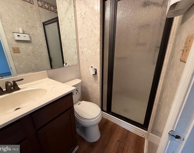 14937 London Lane - Photo Thumbnail 14