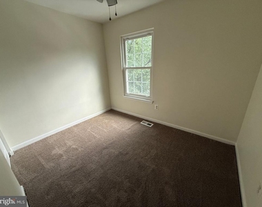 14937 London Lane - Photo Thumbnail 16