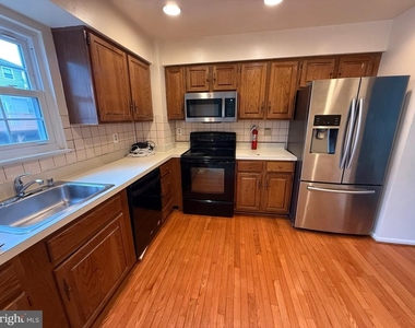 14937 London Lane - Photo Thumbnail 9