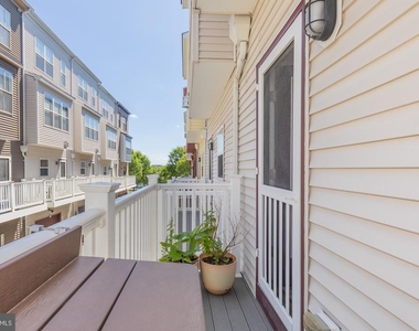 4548 Longfellow Street - Photo Thumbnail 17
