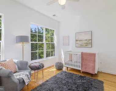 4548 Longfellow Street - Photo Thumbnail 12