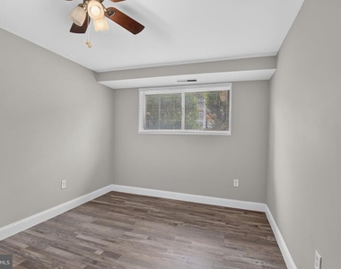 5458 85th Avenue - Photo Thumbnail 16