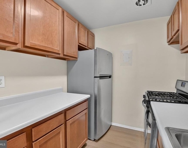 5408 85th Avenue - Photo Thumbnail 7