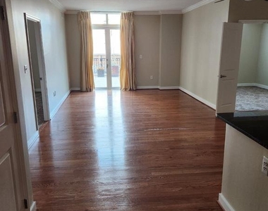 155 Potomac Passage - Photo Thumbnail 16
