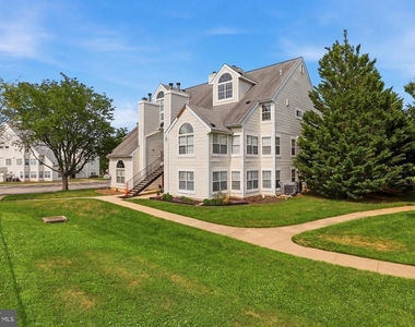 14124 Bowsprit Lane - Photo Thumbnail 3