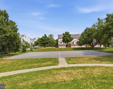 14124 Bowsprit Lane - Photo Thumbnail 25