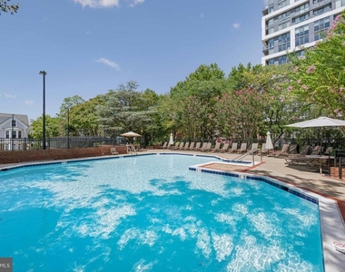 7500 Woodmont Avenue - Photo Thumbnail 21