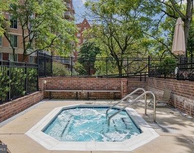 7500 Woodmont Avenue - Photo Thumbnail 20