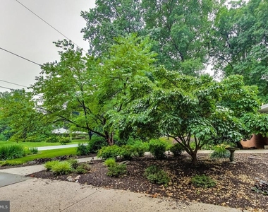 14904 Claude Lane - Photo Thumbnail 8