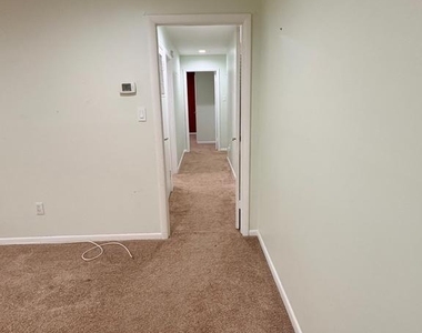10600 Kenilworth Avenue - Photo Thumbnail 7