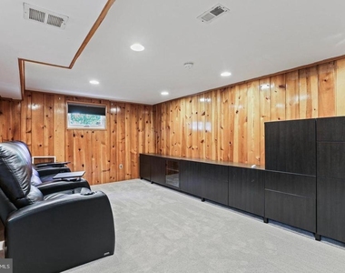 11713 Kingtree Street - Photo Thumbnail 17