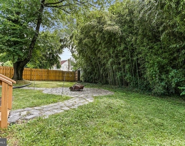 11713 Kingtree Street - Photo Thumbnail 12