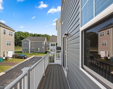 22917 Mater Way - Photo Thumbnail 33