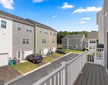 22917 Mater Way - Photo Thumbnail 35
