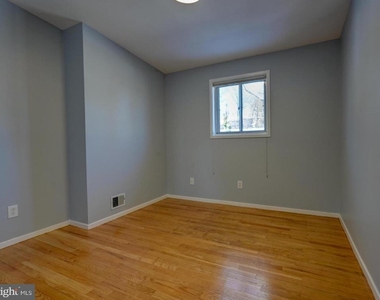 4 Rosanne Lane - Photo Thumbnail 13