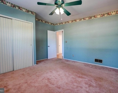 4 Rosanne Lane - Photo Thumbnail 16